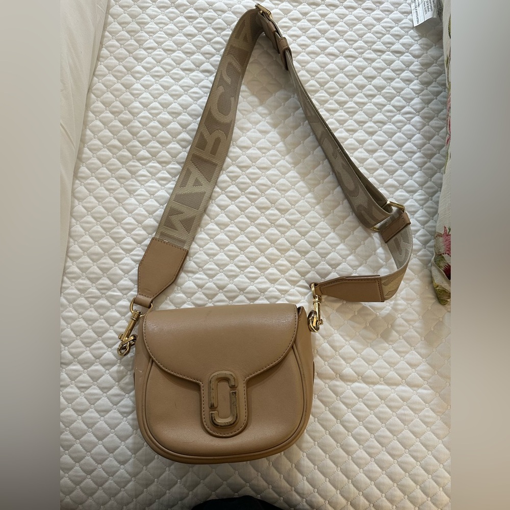 Marc Jacobs Beige Crossbody Bag with Logo Strap